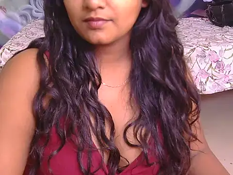 bold-kiyara online show from June 16, 4:59 am