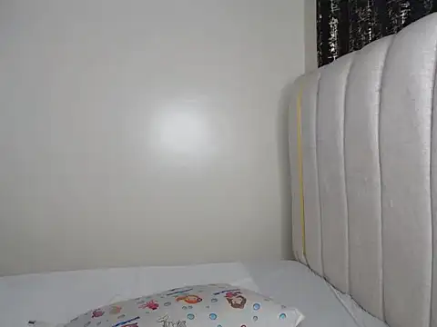 Snapshot of prettty_kemmy chatting on July 9, 12:53 pm prettty kemmy online show from July 9, 12:53 pm