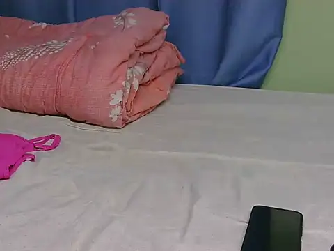 Snapshot of sexxybutty24 chatting on June 26, 7:51 pm sexxybutty24 online show from June 26, 7:51 pm