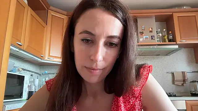 Flamingo Queen online show from June 18, 3:16 pm