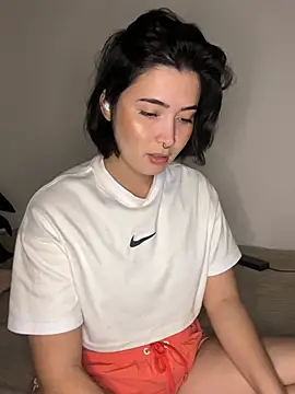 Snapshot of sweetchloe__ chatting on July 2, 3:51 pm sweetchloe online show from July 2, 3:51 pm