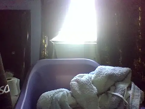 Lovey daisy15 online show from June 26, 7:35 am