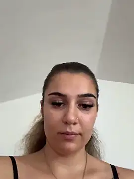 Snapshot of _Jessika13_ chatting on June 18, 2:10 pm Jessika13 online show from June 18, 2:10 pm