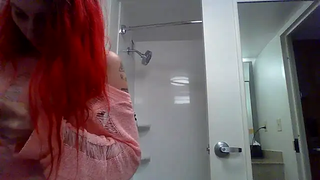 Snapshot of mistresskitty_magic chatting on July 19, 11:19 pm mistresskitty magic online show from July 19, 11:19 pm