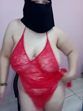 Snapshot of hot_farawla00 chatting on June 14, 9:00 am hot farawla00 online show from June 14, 9:00 am