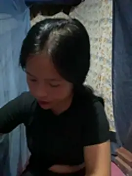 Snapshot of Yin-ri chatting on June 29, 6:52 am Yin-ri online show from June 29, 6:52 am