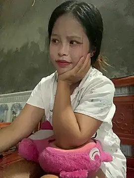 Snapshot of Yin-ri chatting on July 7, 2:58 am Yin-ri online show from July 7, 2:58 am