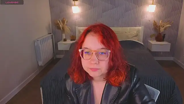 Snapshot of Aleks-casterrr chatting on July 5, 5:20 pm Aleks-casterrr online show from July 5, 5:20 pm