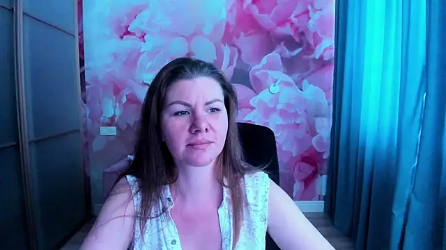 LunaKissesx online show from June 21, 11:24 am