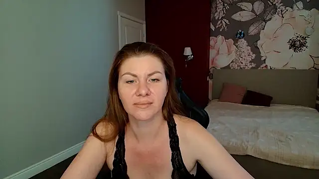 LunaKissesx online show from August 1, 11:42 am