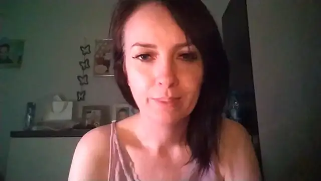 JenniferAlone online show from June 16, 9:17 pm
