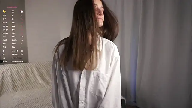 CaseyMulders online show from June 22, 2:13 am