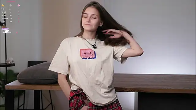 CaseyMulders online show from July 9, 2:37 am