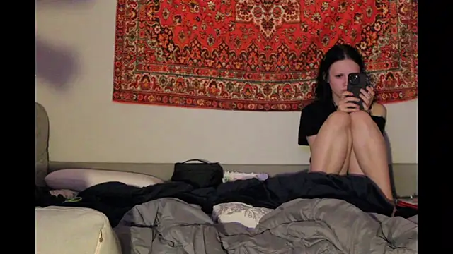 Snapshot of Catherine19Hunt chatting on July 21, 8:00 pm Catherine19Hunt online show from July 21, 8:00 pm