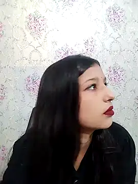 Snapshot of Queen_Rosyy chatting on June 14, 3:41 am Queen Rosyy online show from June 14, 3:41 am