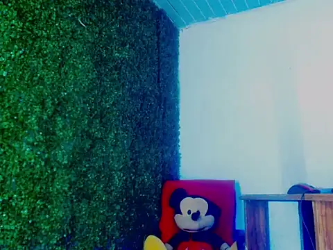 Vanesexygirl online show from July 15, 11:21 pm
