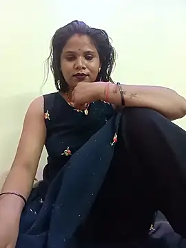 Snapshot of Rashi_hote chatting on July 15, 9:03 am Rashi hote online show from July 15, 9:03 am