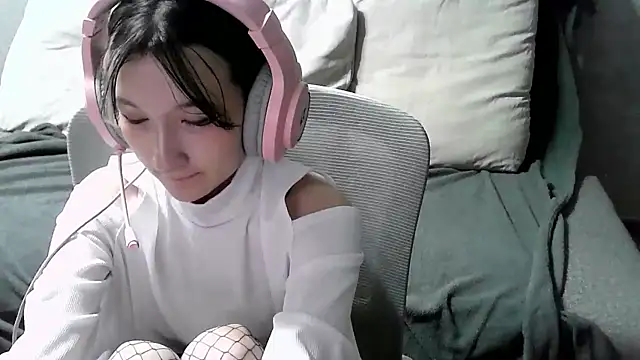 Snapshot of Lilfain_baby chatting on July 26, 11:06 am Lilfain baby online show from July 26, 11:06 am