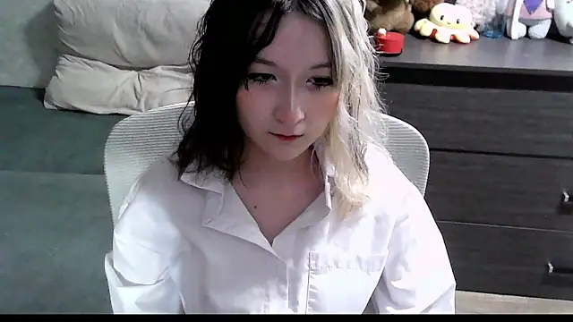 Snapshot of Lilfain_baby chatting on August 5, 12:08 pm Lilfain baby online show from August 5, 12:08 pm