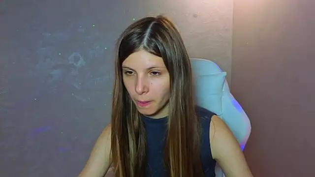 Snapshot of Audreybellamy chatting on June 19, 1:37 pm Audreybellamy online show from June 19, 1:37 pm