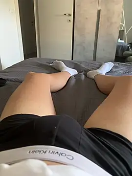 giovvgg online show from June 12, 2:49 pm