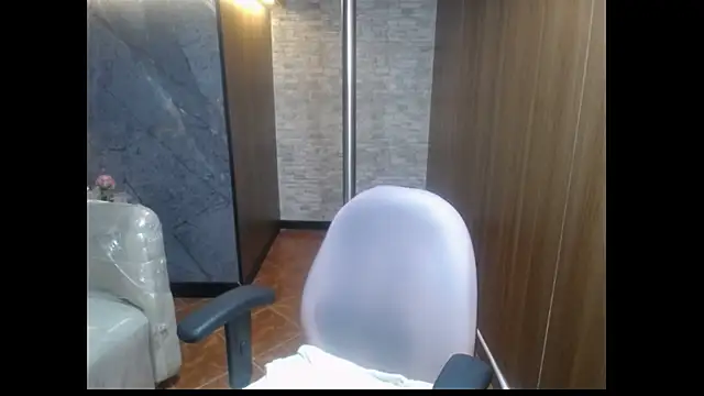 Snapshot of ariel_1_ chatting on July 13, 12:19 pm ariel 1 online show from July 13, 12:19 pm