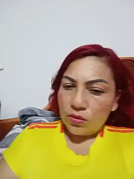 Snapshot of Agata_Traviesa chatting on June 24, 4:00 am Agata Traviesa online show from June 24, 4:00 am