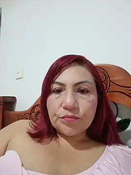 Snapshot of Agata_Traviesa chatting on July 15, 12:10 pm Agata Traviesa online show from July 15, 12:10 pm
