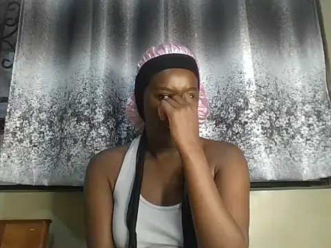 Snapshot of Prettygodess1 chatting on June 30, 5:41 am Prettygodess1 online show from June 30, 5:41 am