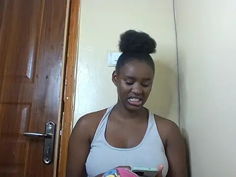 Snapshot of Prettygodess1 chatting on July 13, 9:23 am Prettygodess1 online show from July 13, 9:23 am