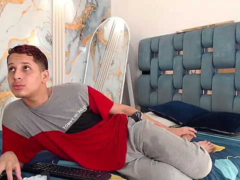 Thick cock guys online show from June 10, 7:24 pm