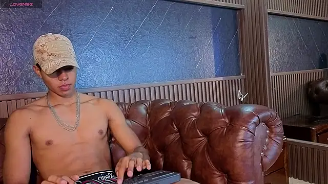 HiroRring online show from June 12, 12:59 pm