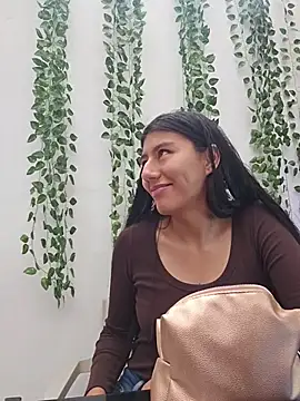 Snapshot of Carla_Alvez chatting on July 30, 6:29 pm Carla Alvez online show from July 30, 6:29 pm