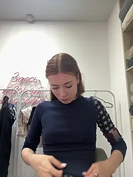 Snapshot of AlisaRussel chatting on June 19, 4:44 pm AlisaRussel online show from June 19, 4:44 pm