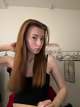 Snapshot of AlisaRussel chatting on July 10, 4:20 pm AlisaRussel online show from July 10, 4:20 pm