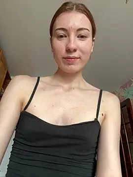 Snapshot of AlisaRussel chatting on July 14, 10:21 am AlisaRussel online show from July 14, 10:21 am