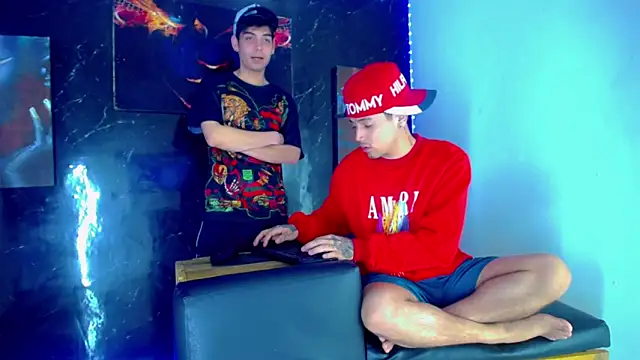 TheShamefulBoys online show from June 15, 9:28 pm