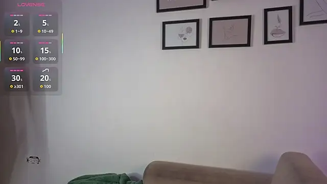 Snapshot of Pamela_tomas chatting on June 13, 1:31 pm Pamela tomas online show from June 13, 1:31 pm