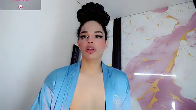 Snapshot of zoe_amatista chatting on June 21, 3:36 pm zoe amatista online show from June 21, 3:36 pm