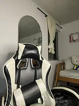 Selenyx 3 online show from July 29, 1:59 am