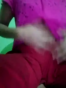 Snapshot of Ishaniya chatting on June 18, 8:13 pm Ishaniya online show from June 18, 8:13 pm
