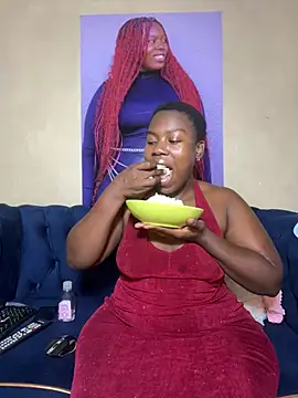 BigBootyBrie01 online show from June 25, 12:20 pm