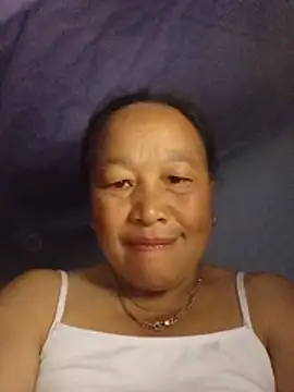 Snapshot of lylylai chatting on June 11, 9:13 pm lylylai online show from June 11, 9:13 pm