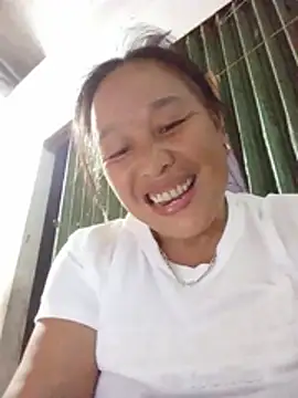 lylylai online show from July 28, 12:48 pm
