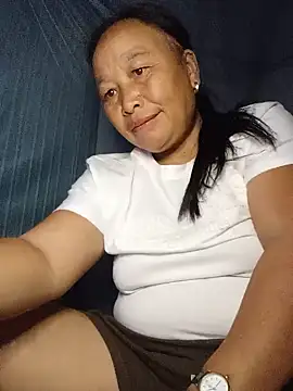 lylylai online show from July 28, 9:14 pm