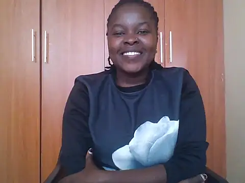 Snapshot of Fine-Asss chatting on June 11, 7:06 am Fine-Asss online show from June 11, 7:06 am
