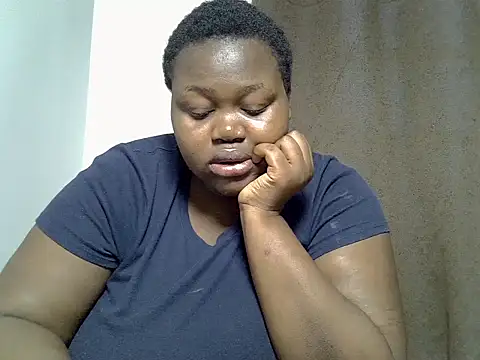 Snapshot of Tashazbabe chatting on July 12, 7:43 am Tashazbabe online show from July 12, 7:43 am