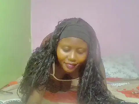 cute bee online show from June 15, 2:52 pm