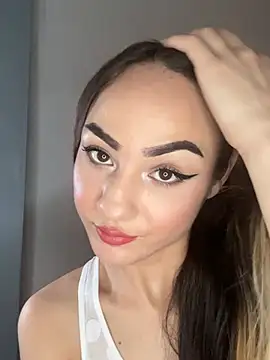 LioraX69 online show from June 25, 3:38 pm