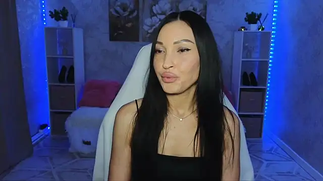 NikoleMills online show from July 22, 5:21 am